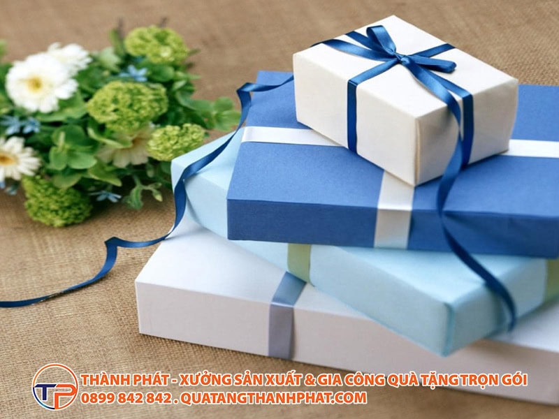 25+ Mẫu Quà Tặng Doanh Nghiệp Cho Sinh Viên: Xu Hướng &Quot;Gen Z&Quot; &Amp; Chiến Lược Marketing 30 Qua tang doanh nghiep cho sinh vien hoc vien