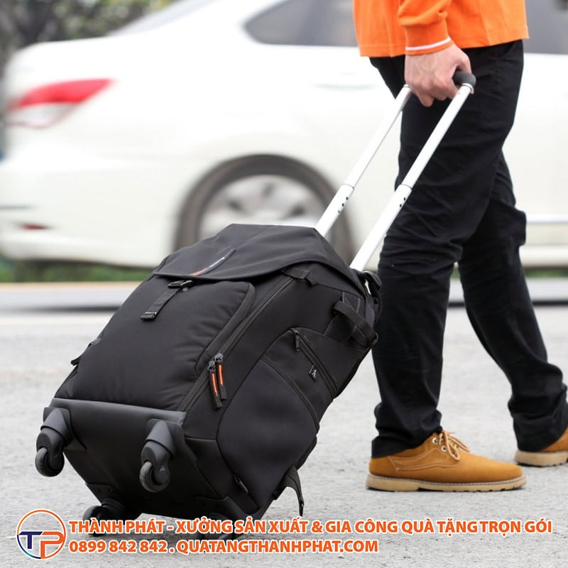 20+ Mẫu Quà Tặng Du Lịch &Amp; Dã Ngoại Tiện Ích In Logo Doanh Nghiệp 20 Tui du lich in logo doanh nghiep