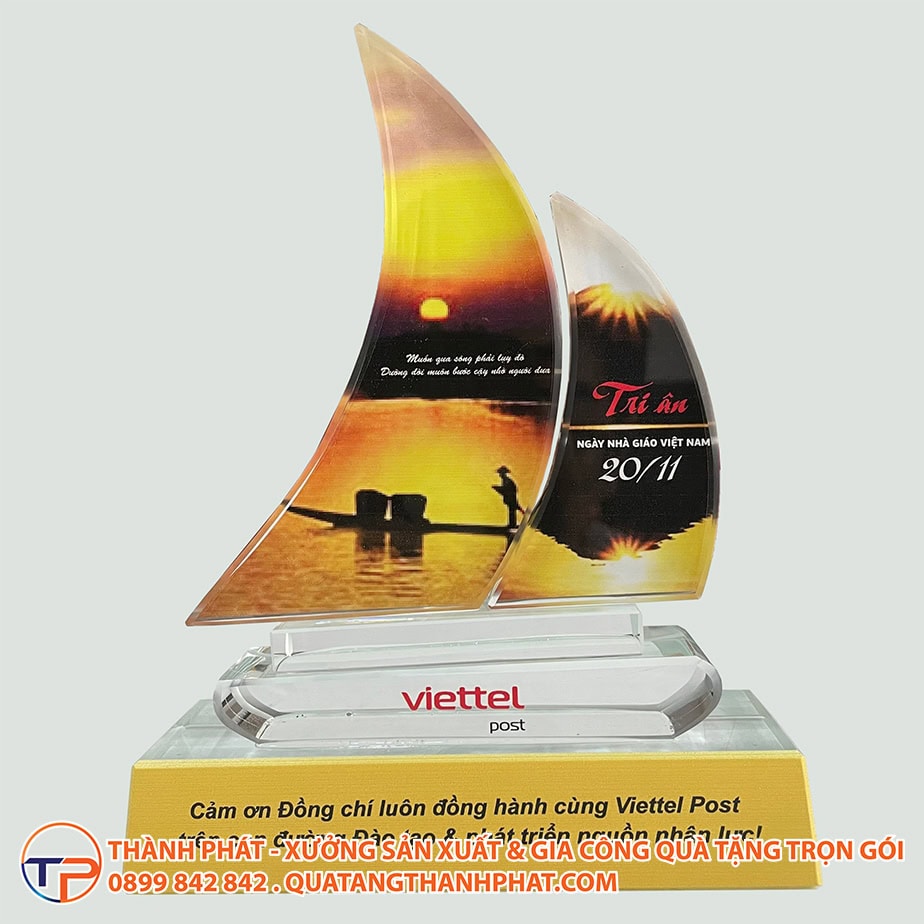 Cúp Vinh Danh Pha Lê Ngôi Sao Vàng 27 Cup vinh danh