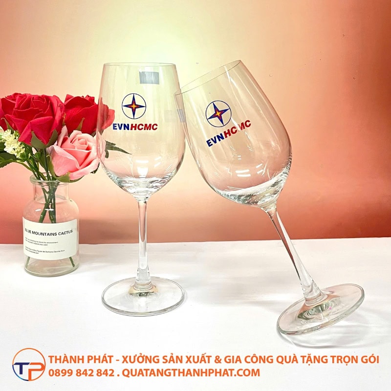 Bộ Bình Ly Thuỷ Tinh In Logo Lt20 27 Ly thuy tinh uong ruou vang do lt15 sang trong