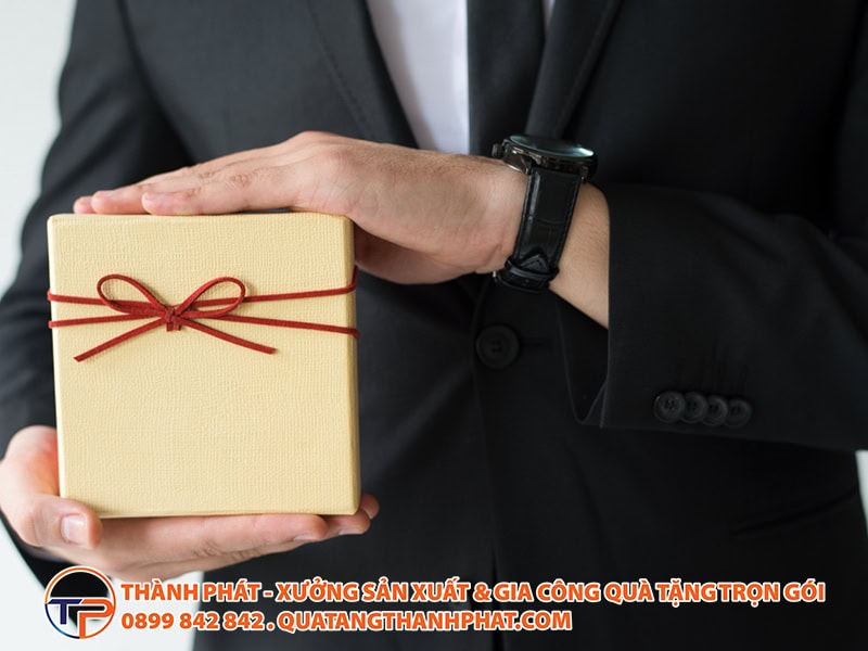Tổng Hợp 20+ Quà Tặng Doanh Nghiệp Đa Năng, Nhỏ Gọn In Logo Nổi Bật 20 Qua tang doanh nghiep nho gon in logo