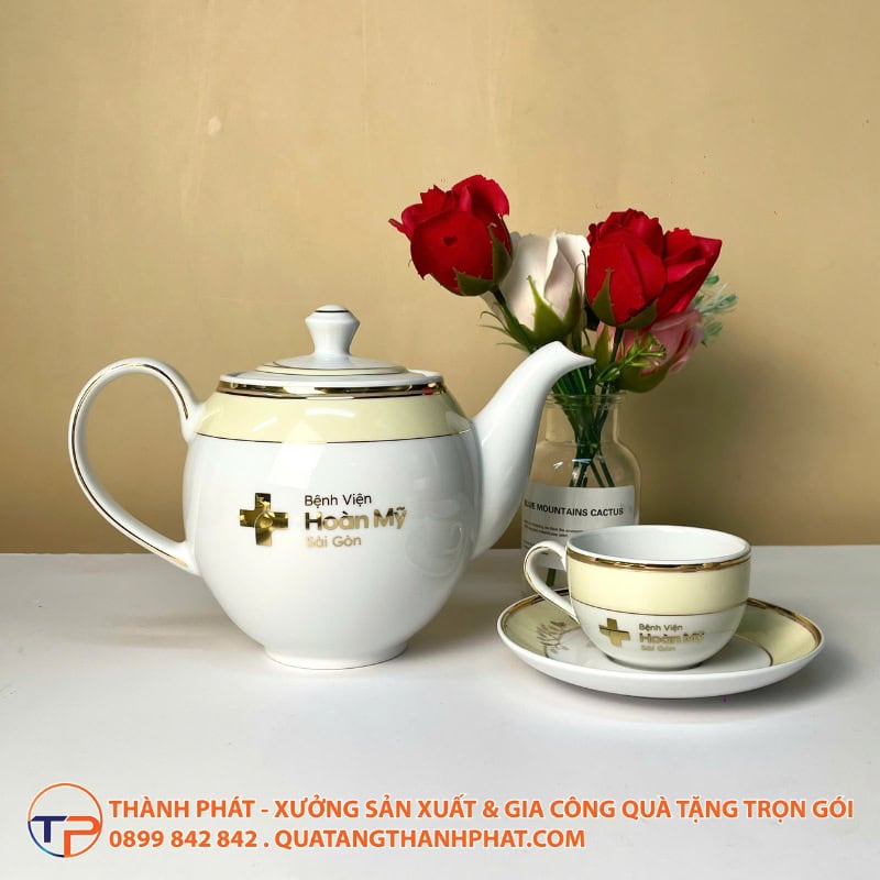 Bộ Ấm Trà Chỉ Vàng In Logo 22 Bo am tra chi vang in logo tien dung