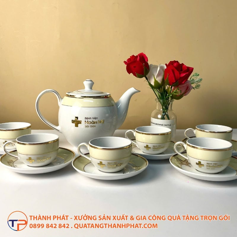 Bộ Ấm Trà Chỉ Vàng In Logo 23 Bo am tra chi vang in logo tinh te