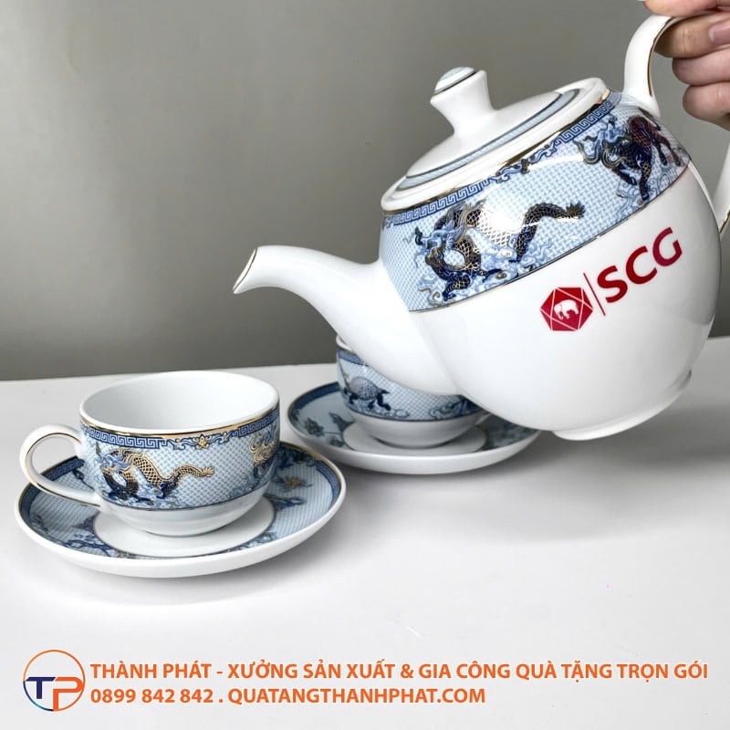 Bộ Ấm Trà Mạ Vàng Sang Trọng In Logo 29 Bo am tra hoa tiet tu linh in logo thoi thuong