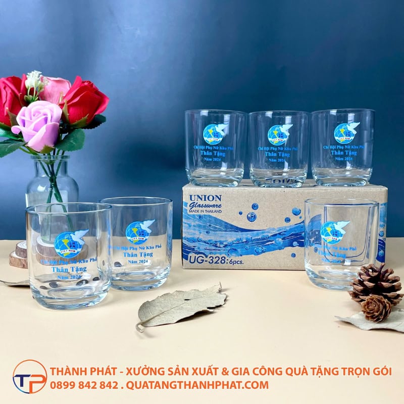 Ly Thủy Tinh Dáng Bầu Sọc Có Quai Cầm Lt25 26 Ly thuy tinh day day bo trong lt24 tinh te