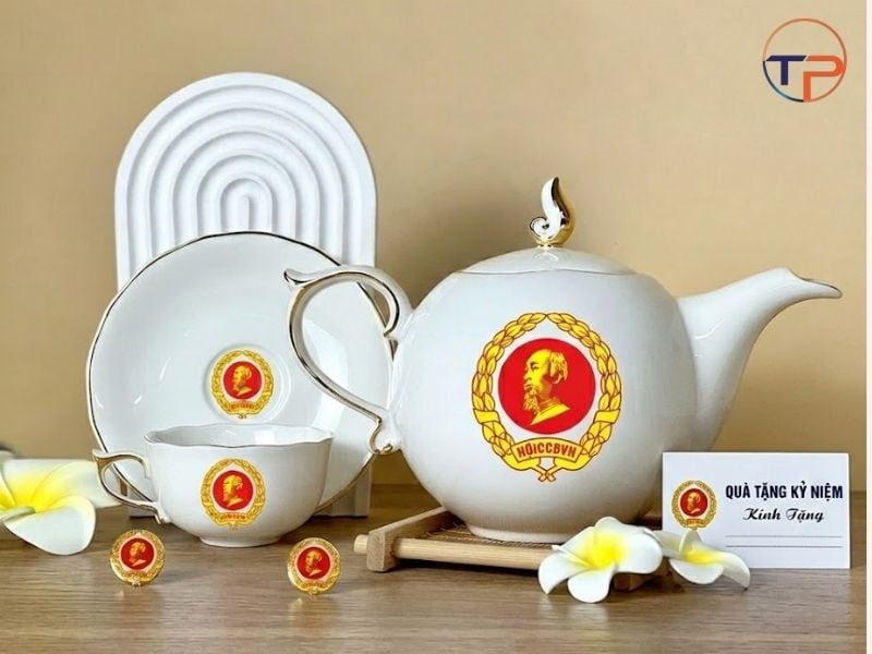 Gợi Ý 9+ Quà Tặng Hội Cựu Chiến Binh Ý Nghĩa, Thiết Thực 23 Bo am tra 1