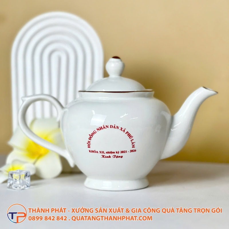 Bộ Ấm Trà Hoạ Tiết Hoa Hồng Chỉ Vàng In Logo 21 Bo am tra hoa tiet hoa hong chi vang in logo cao cap