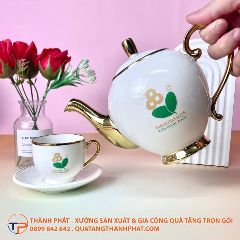 Bộ Ấm Trà Mạ Vàng Sang Trọng In Logo 24 Bo am tra ma vang in logo tien dung