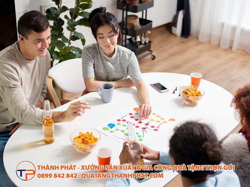 Top 20 Trò Chơi Cho Ngày Phụ Nữ 8/3 &Amp; 20/10 Vui Nhộn, Dễ Tổ Chức Tại Văn Phòng 13 Game tri tue van phong thu vi