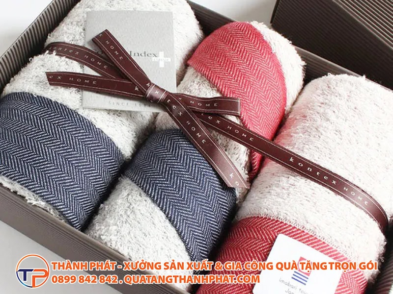 Top Mẫu Khăn Tắm, Khăn Mặt Quà Tặng In Logo Cao Cấp Cho Spa, Khách Sạn, Thể Thao 13 Khan in logo spa