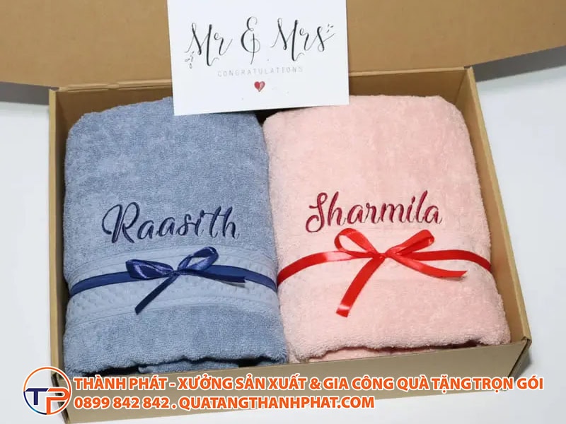 Top Mẫu Khăn Tắm, Khăn Mặt Quà Tặng In Logo Cao Cấp Cho Spa, Khách Sạn, Thể Thao 11 Khan tam khan mat in logo