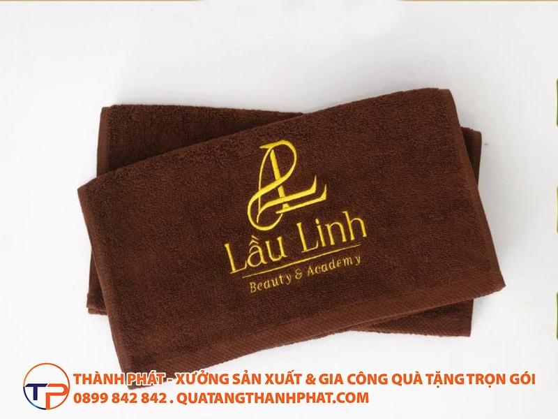 Top Mẫu Khăn Tắm, Khăn Mặt Quà Tặng In Logo Cao Cấp Cho Spa, Khách Sạn, Thể Thao 15 Theu logo khan mat