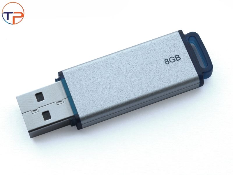 15+ Mẫu Quà Tặng Offboarding Nhân Viên Nghỉ Việc Độc Đáo, Ý Nghĩa 20 Usb kim loai