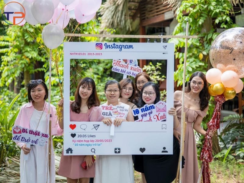 Top 20 Mẫu Quà Tặng Kỷ Niệm Ngày Ra Trường, Họp Lớp Ý Nghĩa 33 Image24