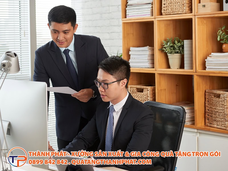 Top 15 Mẫu Quà Tặng Doanh Nghiệp Chào Mừng Chuyển Văn Phòng/Trụ Sở Mới Ý Nghĩa Nhất 17 Qua tang doanh nghiep mung chuyen tru so moi