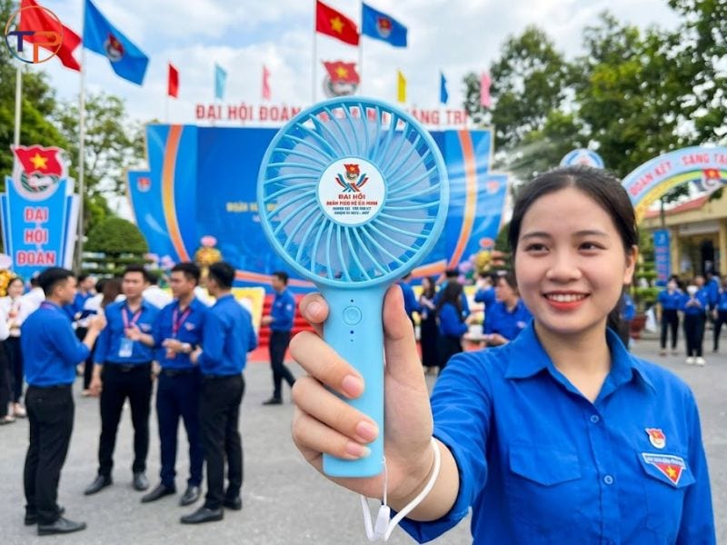 Gợi Ý Quà Tặng Đại Hội Công Đoàn Các Cấp In Logo Ý Nghĩa 33 Quat mini