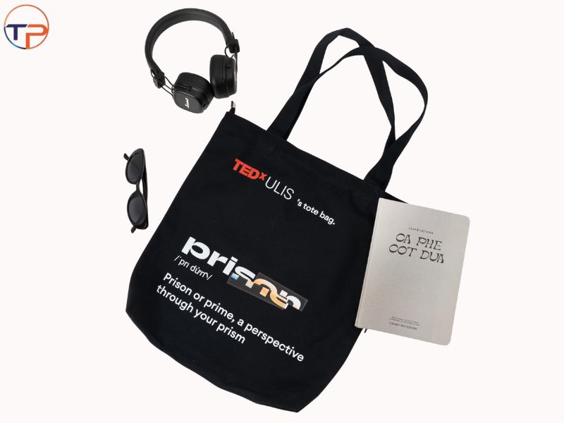 Top 20 Mẫu Quà Tặng Tuyển Sinh In Logo Ấn Tượng Cho Trường Học 28 Tui tote in slogan