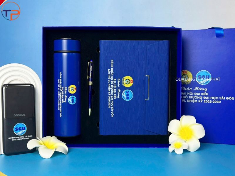 Top 9+ Quà Tặng Sinh Nhật Cho Nhân Viên Ý Nghĩa, Thiết Thực 23 Bo giftset van phong