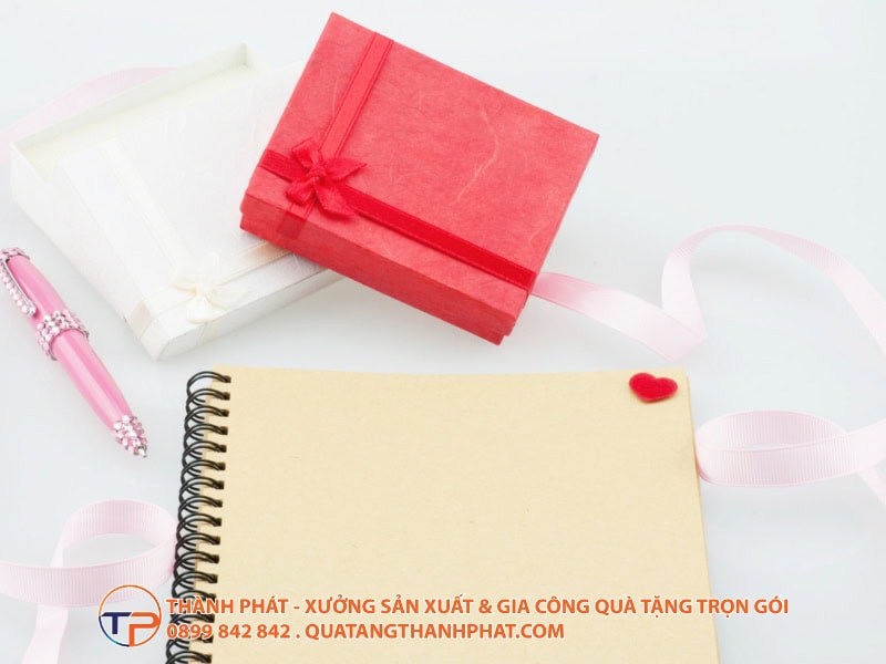 Sổ Tay Cao Cấp Vs Bút Ký Hàng Hiệu: Lựa Chọn Nào Tối Ưu Hơn Cho Đối Tác Vip? 11 But ky so tay qua tang cao cap