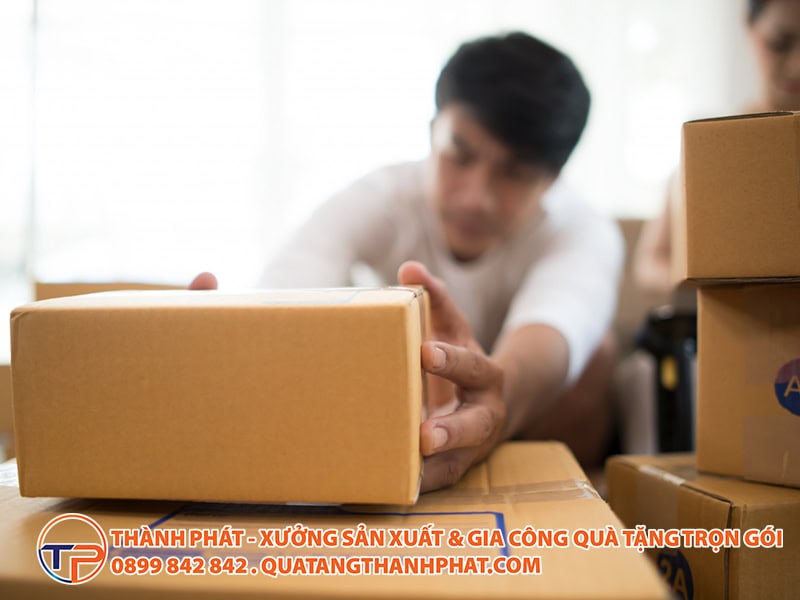 Cẩm Nang Bảo Quản Quà Tặng Doanh Nghiệp Trước Khi Trao Tay Khách Hàng 12 Cach bao quan qua tang da go
