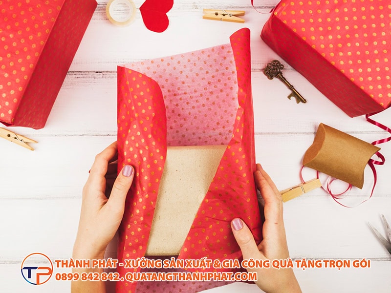 Bí Quyết Đóng Gói Và Vận Chuyển Quà Tặng Dễ Vỡ Đến Toàn Quốc An Toàn, Nguyên Vẹn 9 Dong goi hang de vo
