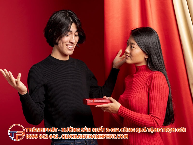 Cách Từ Chối Quà Tặng Một Cách Khéo Léo Mà Không Làm Mất Lòng 12 The nao de tu choi qua tang khong mich long