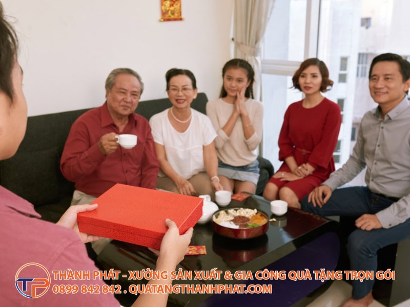 Set Quà Tặng Gia Đình Nhân Viên: Gợi Ý Quà Tặng Ý Nghĩa Cho Doanh Nghiệp 16 Cac set qua y nghia de nhan vien tang gia dinh