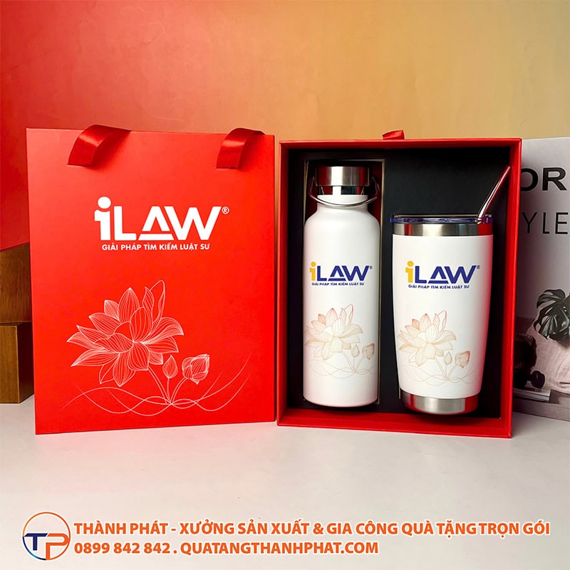 So Sánh Quà Tặng Da Thật Và Da Pu (Simili): Nên Đầu Tư Vào Loại Nào? 23 Qua tang cuoi nam doc dao