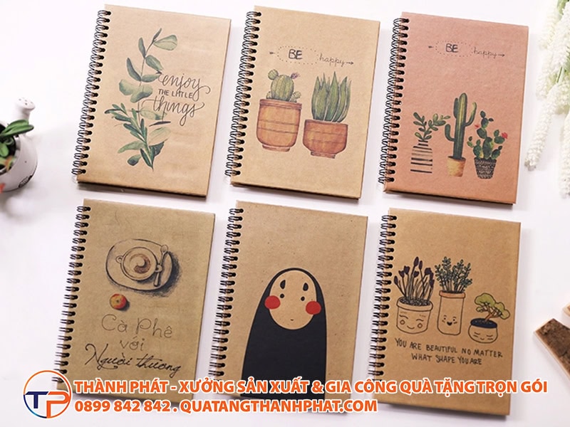 So Sánh Các Loại Vật Liệu Mới Trong Sản Xuất Quà Tặng (Nhựa Sinh Học, Gỗ Tái Chế...) 16 So tay giay kraft