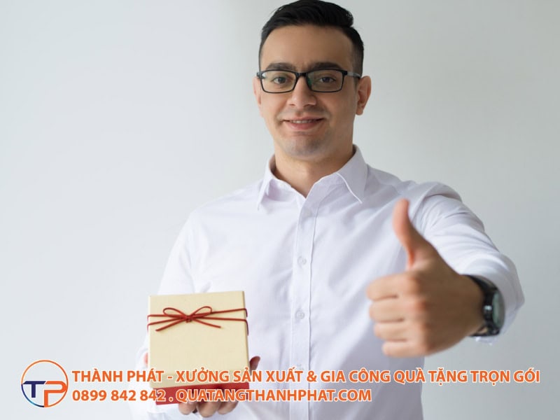 Quà Tặng Cổ Đông Trong Đại Hội Đồng Cổ Đông: Sang Trọng Và Thiết Thực 15 Tam quan trong cua viec tri an co dong
