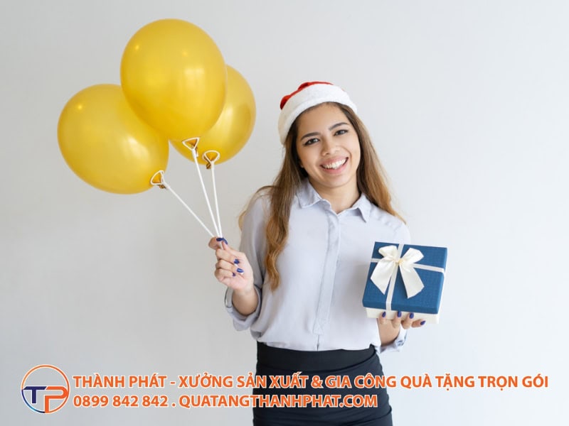 Top 10 Quà Tặng Kỷ Niệm Thâm Niên Nhân Viên: Gắn Bó Từ Năm 1 Đến Năm 10 27 Y nghia cua qua tang tham nien