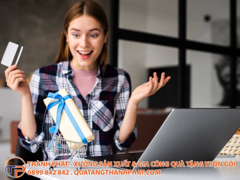 Xây Dựng Chương Trình Khách Hàng Thân Thiết Bằng Quà Tặng Tối Ưu Ngân Sách 17 Cac mo hinh tang qua khach hang than thiet