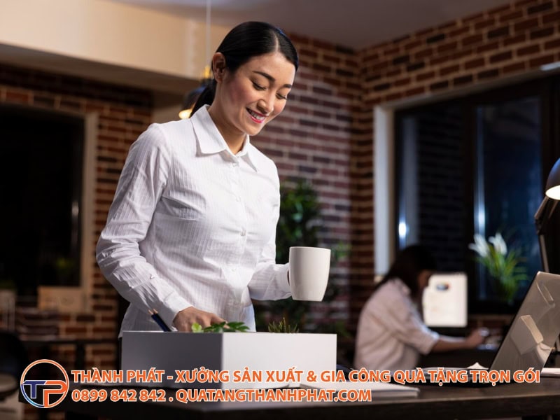 Quà Tặng Care-Kit: Set Quà Chăm Sóc Tinh Thần Cho Nhân Viên Những Ngày Làm Việc Căng Thẳng 14 Qua tang care kit cho nhan vien nhung ngay tang ca