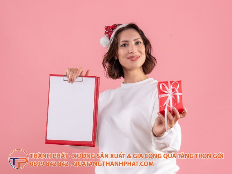 Quà Tặng Care-Kit: Set Quà Chăm Sóc Tinh Thần Cho Nhân Viên Những Ngày Làm Việc Căng Thẳng 25 Tieu chi lua chon va dong goi care kit chuan ngan sach doanh nghiep