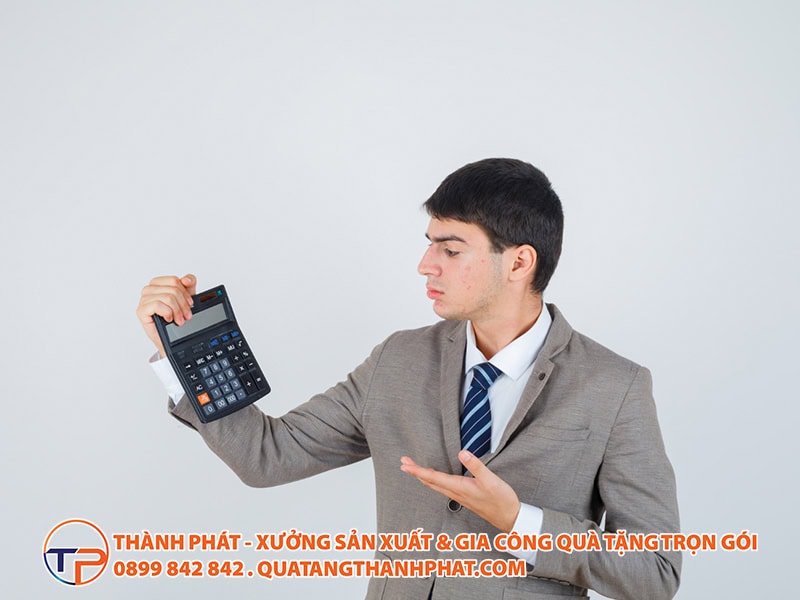 Hạch Toán Chi Phí Quà Tặng Khách Hàng, Nhân Viên Dịp Lễ/Tết Như Thế Nào Cho Hợp Lệ? 10 Tim hieu hach toan qua tang le tet