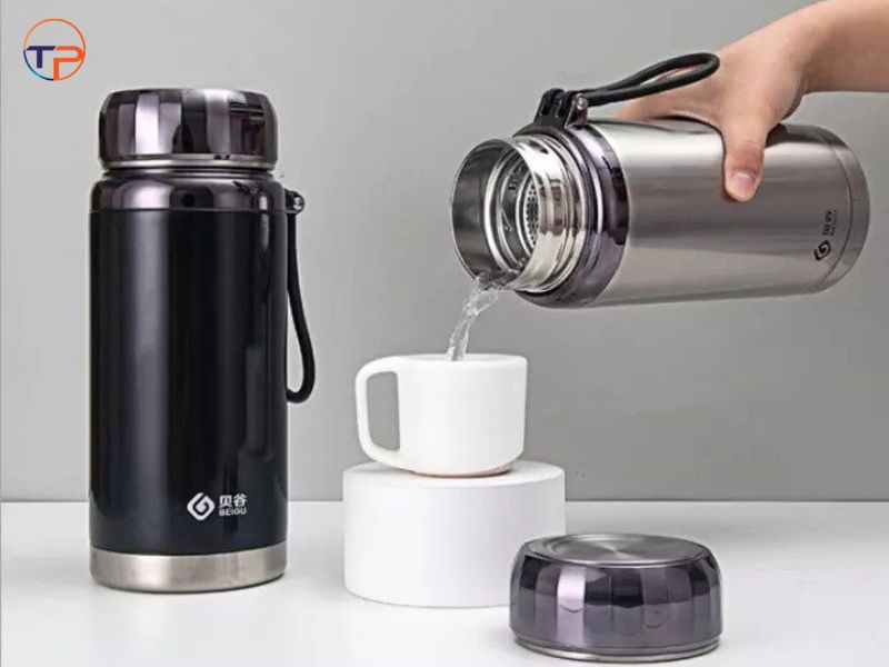 Phích Nước In Logo Làm Quà Tặng: Đặc Điểm, Phân Loại, Ứng Dụng Và Top Mẫu 14 Ung dung cua phich nuoc in logo