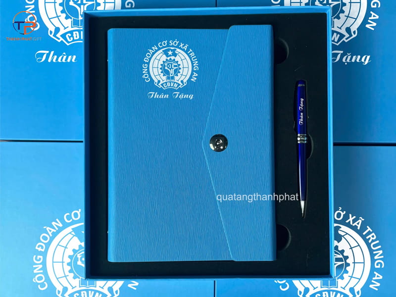 Top 9+ Món Quà Tặng Công Đoàn In Logo Đẹp, Giá Rẻ 16 So tay in logo